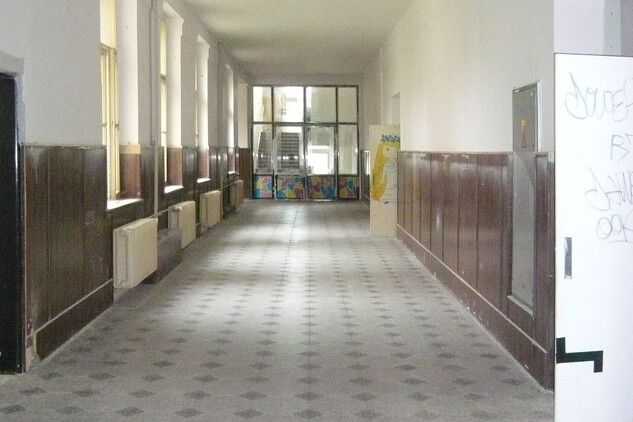 Škola Strašnice, před obnovou, 2017