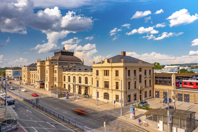 Hlavní nádraží České Budějovice, pohled od jihu, 2024